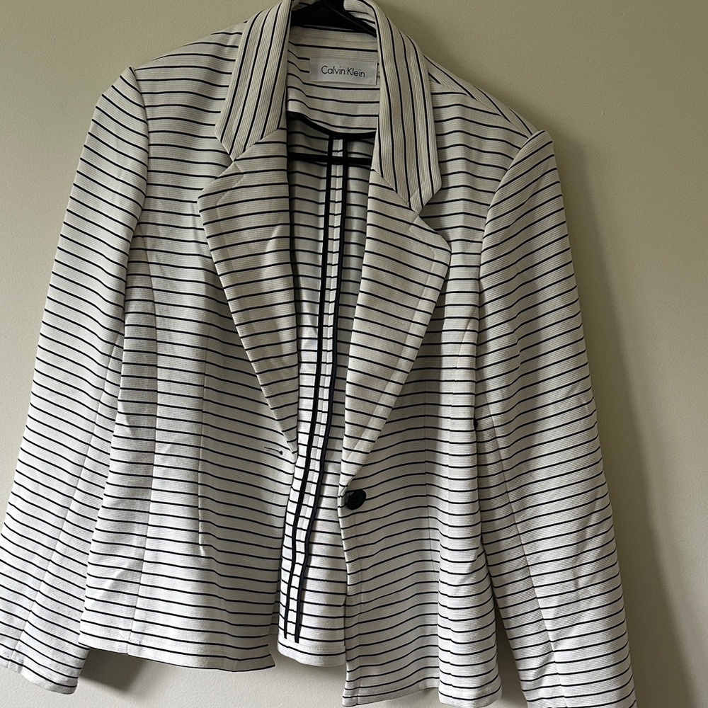 Calvin Klein Women's Striped Blazer - Black and White